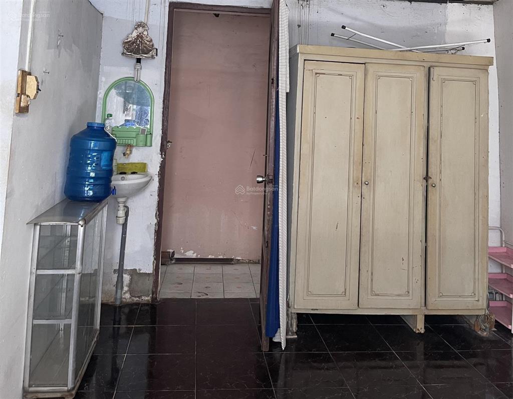 Cho thuê phòng trọ cao cấp , có máy lạnh , tolet riêng, ..
giá rẻ dễ thuê , phạm văn chiêu gò vấp .