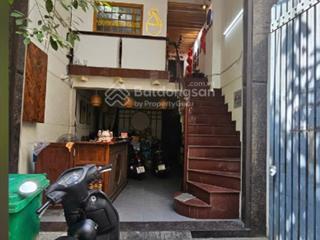 Mbkd tự do 30m2 giáp hồ con rùa q1  htmg