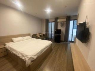 Bán toà căn hộ dịch vụ ở âu cơ 71m2, giá 19 tỷ