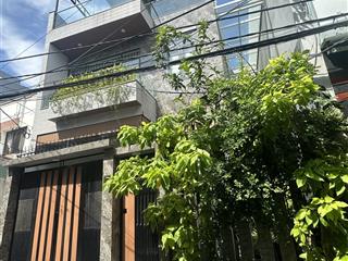 Nhà 3 tầng hiện đại  nội thất cao cấp  dọn vào ở ngay. diện tích 113m2 ngang 8,1m.