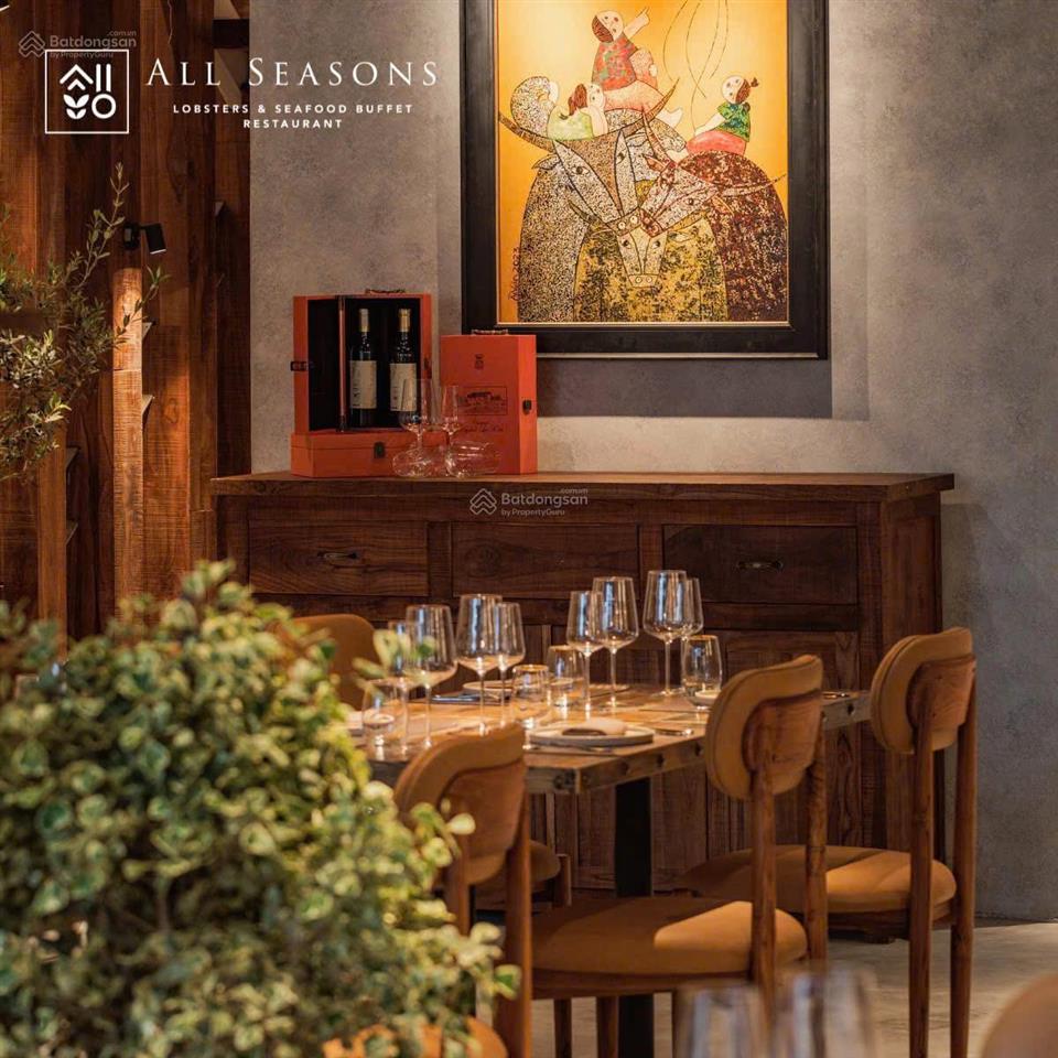 Bán đất mặt tiền nguyễn văn thoại. diện tích 196m2  dòng tiền 130 tr/tháng. cách biển 200m