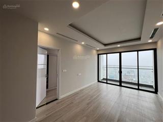 Hiếm cho thuê 3 ngủ cơ bản brg 25 lê văn lương, giá 24tr/tháng.  