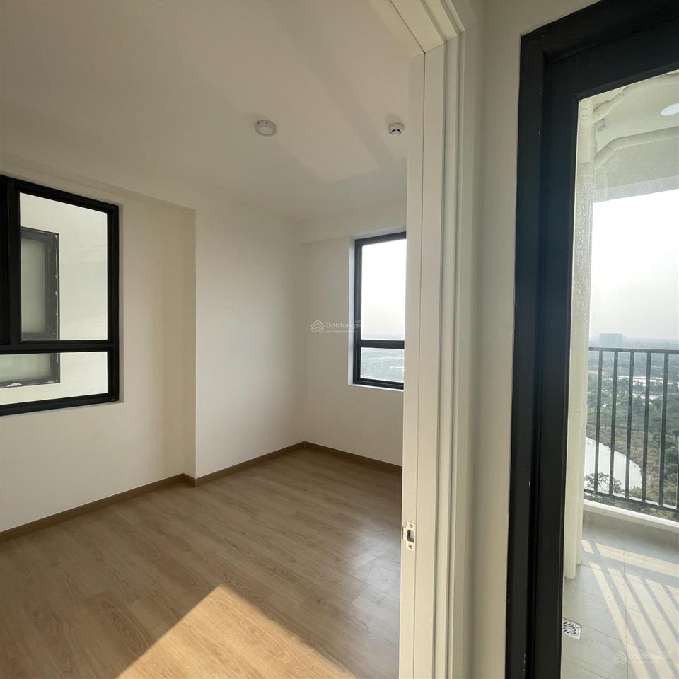 Chính chủ gửi bán nhanh căn hộ 78m2 chung cư sài gòn intela, tặng nội thất, tặng tiền làm sổ