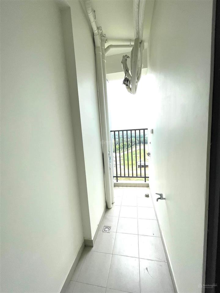 Bán căn hộ chung cư view đẹp, tầng thấp tại sài gòn intela, 2,15 tỷ bao sang tên, giá tốt