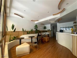 Chốt luôn 40 triệu  cho măt bằng 1 trệt 1 lầu  mặt tiền quốc hương, ngang 5x20m.  nhanh em
