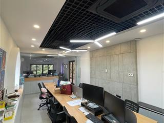 Sàn văn phòng 120m2  trần văn sắc thảo điền giá thuê 49 triệu/ tháng.