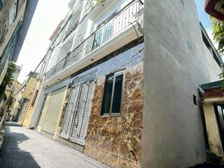 Chính chủ bán nhà lô góc 5 tầng thanh trì, đường thông 10m, full công năng, giá tốt