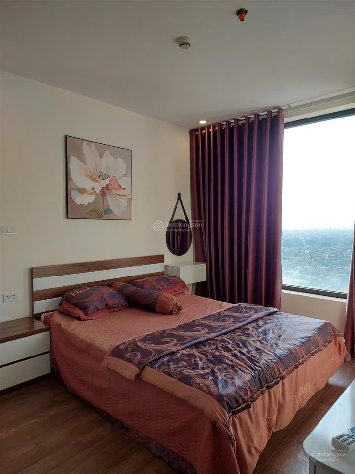 Bán chung cư phoenix 2 phòng ngủ view lý thái tổ