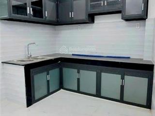 Bán nhà đẹp 3 tầng 3,4*11m, 1,8 tỷ, ấp 2/5 đường 826c long hậu, giáp nhà bè, shr, sang tên ngay