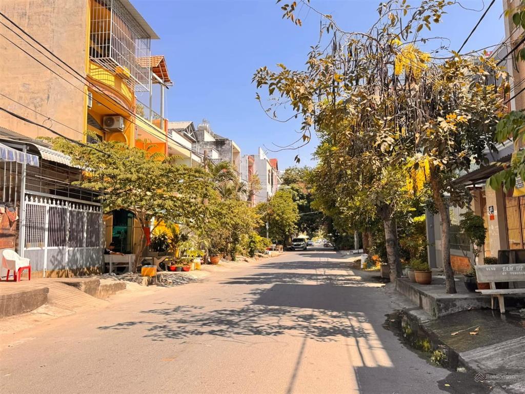 Bán lô đất nền vị trí cực đẹp trong kdc bình hưng, ngang 6x16m, đường 10m, khu xây cao tầng, 8,x tỷ