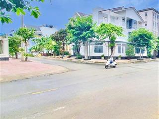 Bán nhà 88m3. 4 tầng. đường 20m dòng tiền 16tr/ th. vị trí cực đẹp khu lê bôi. q. 8. chỉ 8,1 tỷ.tl