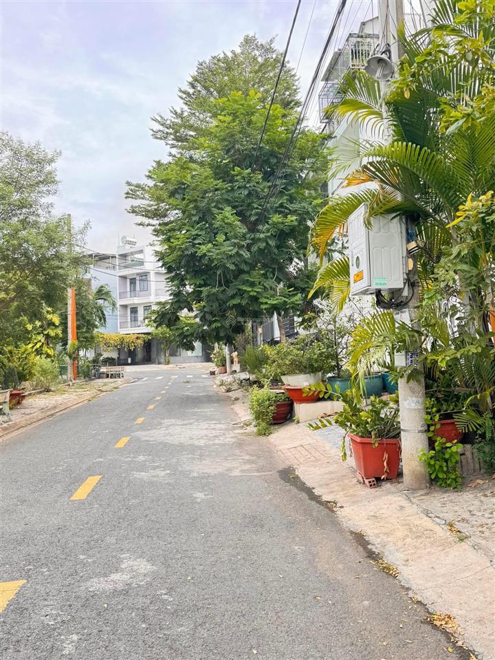 Bán lô đất nền giá hời kdc phú lợi, q8, dt 98m2. đường 10m, chỉ nhỉnh 5 tỷ