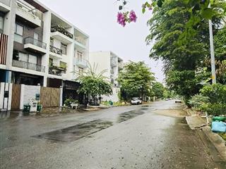 Bán nhà đẹp 5 tầng kdc đại phúc. dt 110m2 5x22m. đường 18m thông thoáng. nhỉnh 15 tỷ