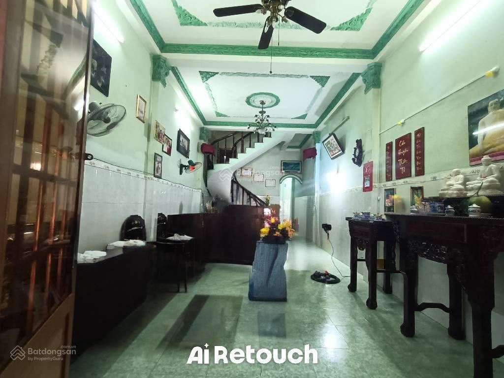 Bán nhà mặt tiền 20m đinh đức thiện. bình chánh. dt khủng 242m2 4,3x56m 4 tầng. btct. nhỉnh 9ty.