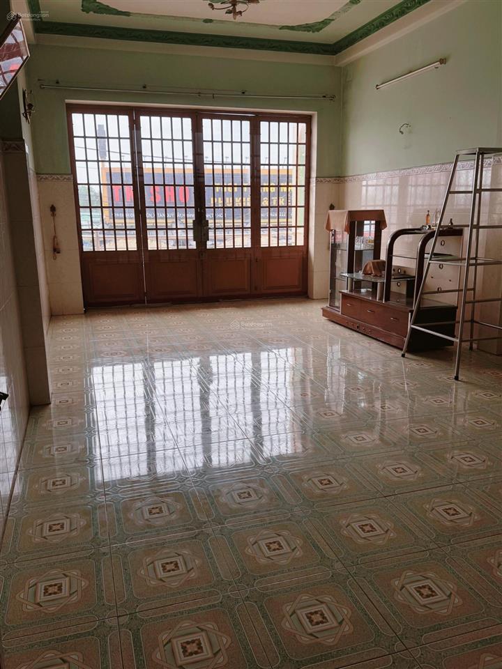 Bán nhà mặt tiền 20m đinh đức thiện. bình chánh. dt khủng 242m2 4,3x56m 4 tầng. btct. nhỉnh 9ty.