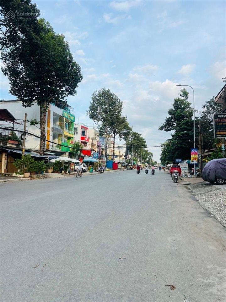 Bán nhà mặt tiền đường 12m khu dân cư bình hưng, dt 96m2 4 tầng, nhỉnh 9 tỷ (thương lượng mạnh)