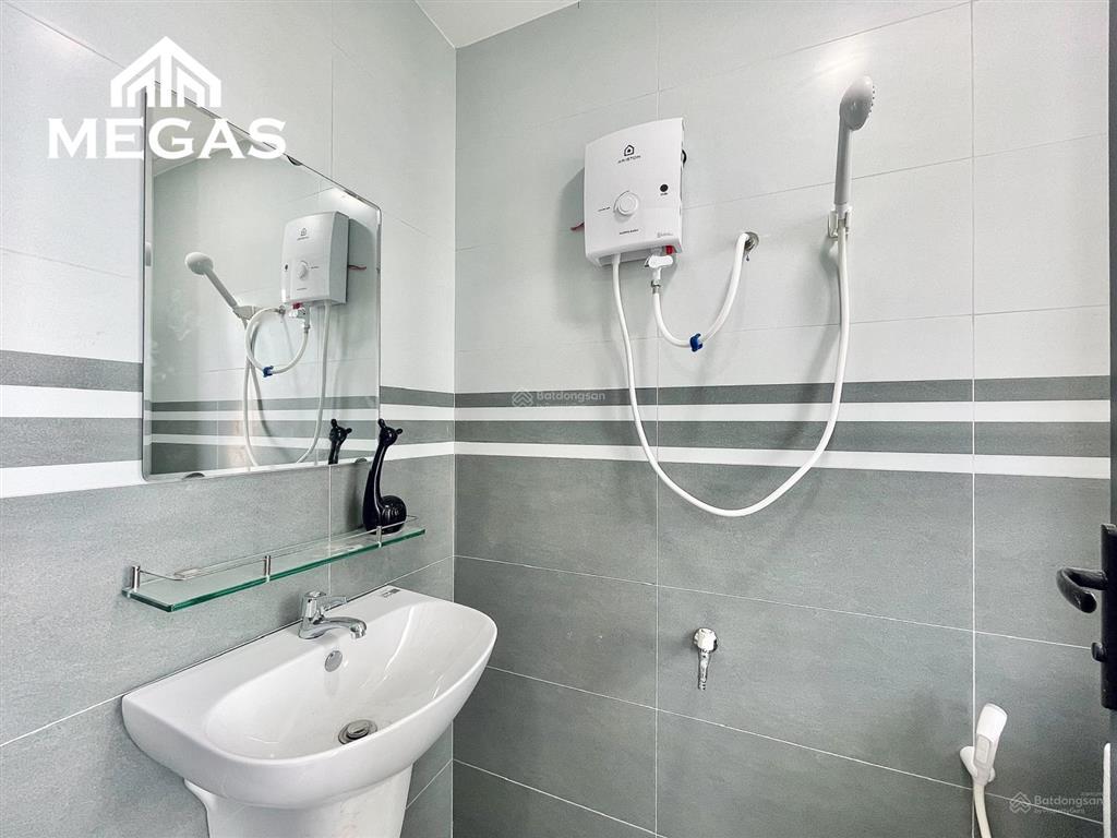 Studio sinh viên full nt sạch sẽ thoáng mát hiện đại ngay lạc long quân