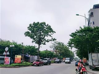 Cần bán nhà gần đường lê quang đạo kéo dài  ô tô tránh  sổ đỏ chính chủ  9. x tỷ