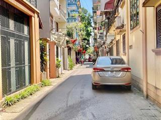 Nhà đẹp đại mỗ ô tô vào nhà  bãi đỗ cạnh nhà  60m2  7.x tỷ