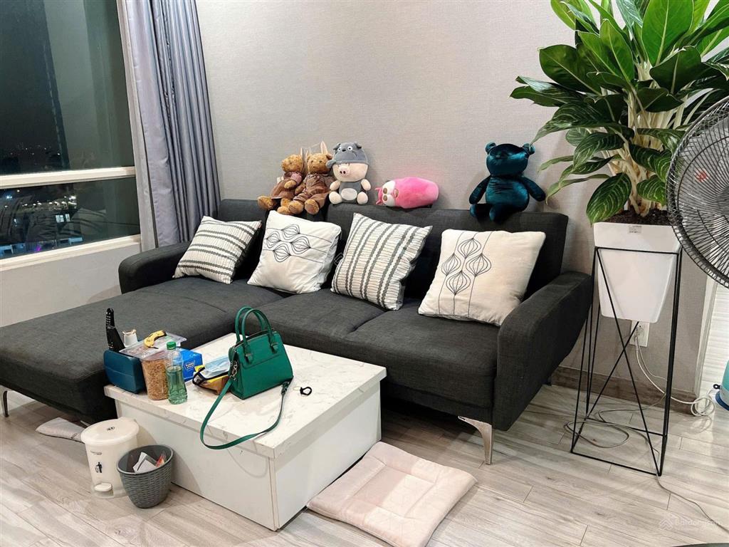 Bán các căn góc phú hoàng anh 3pn 129m2, view phú mỹ hưng thoáng mát, full nội thất, sổ hổng riêng