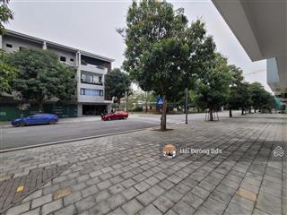 Bán nhà số 3 mt hướng mát view vinpearl safari tại khu 1c sắp tới mở đường là đẹp nhất ecopark