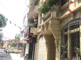 Bán nhà ngõ 76 nguyễn chí thanh, đống đa, nhà dân xây, gần phố, dt 25m2, 4 tầng, giá 6,8 tỷ.