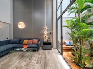 Villa mini 5 tầng  ngay công viên làng hoa  có thang máy  ôtô ngủ trong nhà