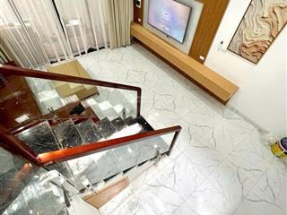 Bán nhà 279 đội cấn, nhỉnh 8 tỷ, sổ vuông 57m, lô góc, mặt tiền 5m, full nội thất