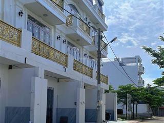 Đất 2 mặt tiền  4x24  hxh  huỳnh tấn phát  cạnh q7  nhỉnh 4 tỷ