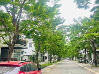 Bán căn nhà phố 1c 80m2 giá 13,x tỷ.  0966 659 ***
