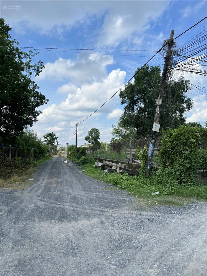 Cắt lỗ  chính chủ giảm giá bán nhanh đất 2 mặt tiền hẻm (đ 568) nguyễn thị rành 240m2 ngang khủng