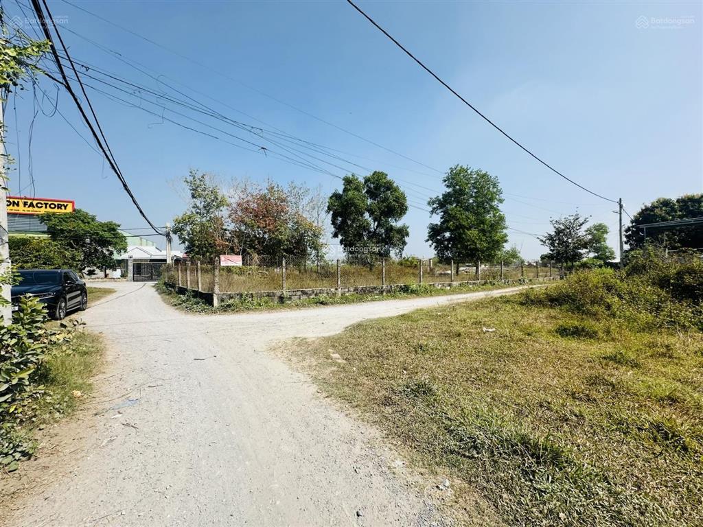 Cắt lỗ  chính chủ giảm giá bán nhanh đất 2 mặt tiền hẻm (đ 568) nguyễn thị rành 240m2 ngang khủng