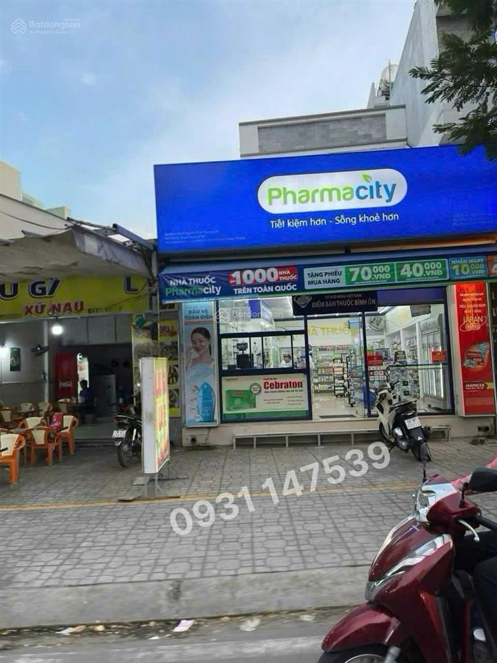 Bán gấp nhà mặt tiền ngay chợ bờ ngựa đang cho thuê 16tr/tháng, bề ngang 5mét, giá 790tr