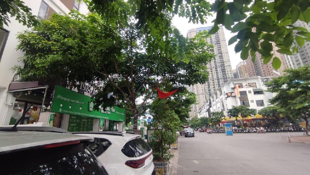 Em cần bán nhà mỗ lao ôtô kinh doanh dt 62m2 mt 5m 5 tầng 19 tỷ