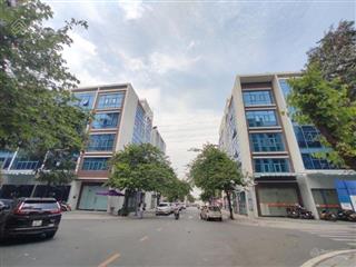 Đất phân lô galaxy vạn phúc dt 60m2 mt 4,2m 18tỷ