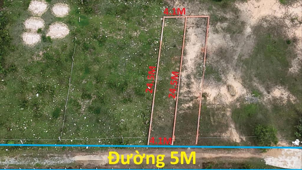 Bán đất phú đông, 100m2 full thổ cư, đường ô tô, cách phà 5km  giá 2ty3