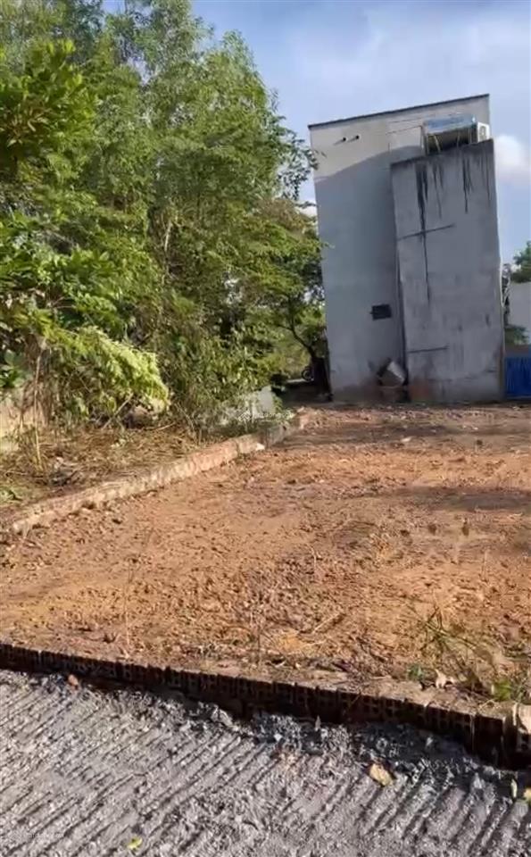 Bán đất phú đông, 88m2 full thổ cư, đường ô tô, cách phà 5,3km  giá 1tỷ5