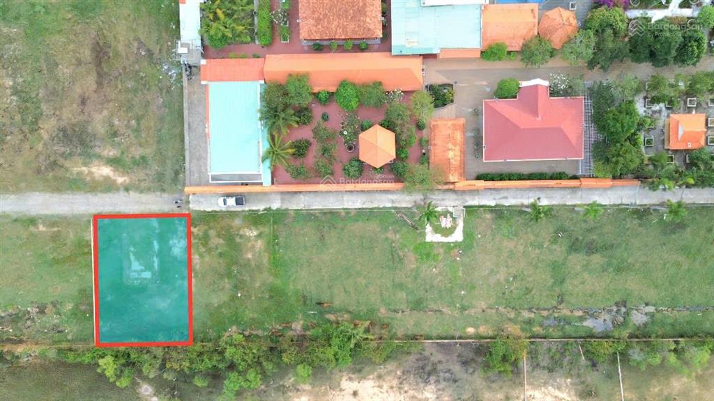 2/võ thị sáu, xã phú đông, diện tích 500m2, đường bê tông ô tô thoải mái, giá chỉ 4 tỷ