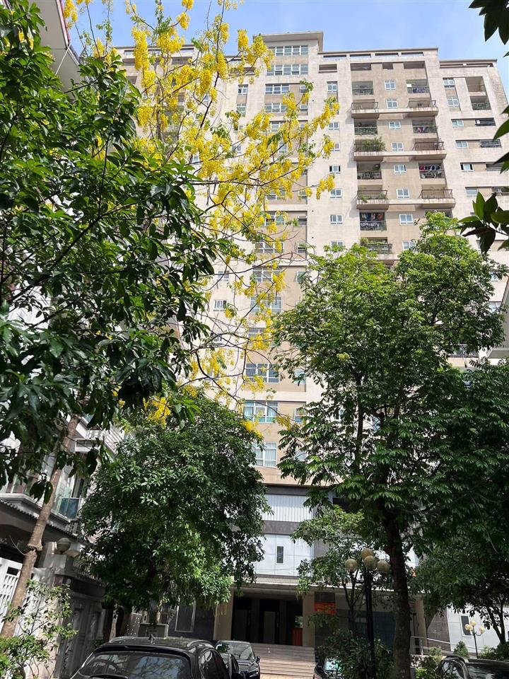 Bán căn hộ chung cư 18t c17 bộ công an ngọc thuỵ long biên 92m2 5.6 tỷ 3 phòng ngủ nội thất đẹp