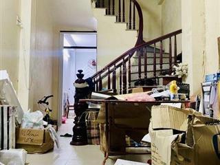Nhà riêng 5 tầng, rộng thoáng, ôtô đỗ cách 20m, tài chính 5,58 tỷ  em nhâm 0984 596 ***