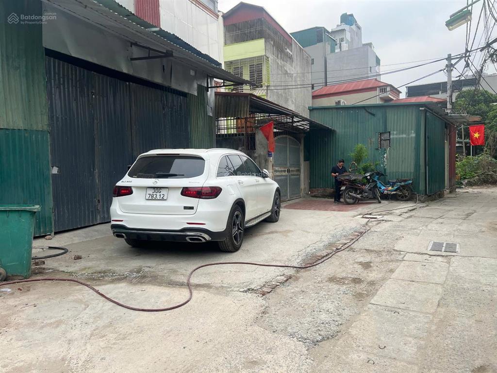Đất có nhà cũ quang tiến, lô góc, 73/90m2 13,5 tỷ. ô tô tránh, thông