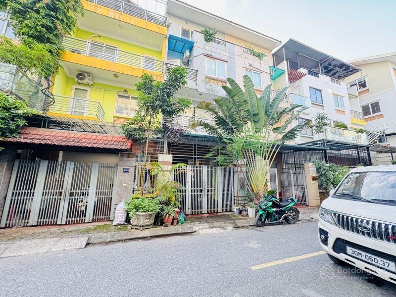 Bán biệt thự nhà vườn tây mỗ  4 tầng  90m2 mặt tiền 5,2m.