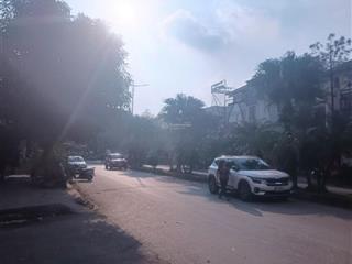 Bán nhà đô thị văn khê, lô góc, 127/140m2  5 tầng  kinh doanh phòng khám, spa. giá 38,3 tỷ