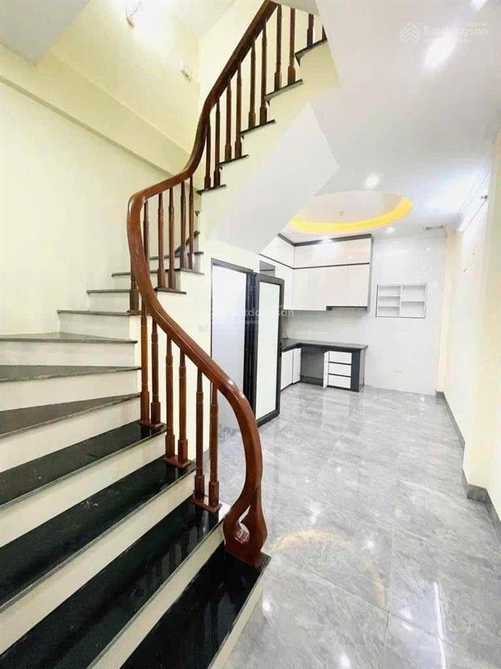 Nhà phương canh  trịnh văn bô, an ninh tốt. vị trí khu mỹ đình 5 tầng, nội thất đẹp 6,6 tỷ hiếm