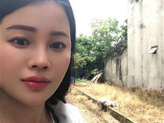 Tiền phong  mê linh  hn. 80m giá chỉ 3,3 tỷ 10m ra ô tô tránh. 10p là kcn, 20p vào nội thành