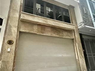 Ô tô vào nhàhoàng quốc việtnhà mới đẹp64m2x6t26,5 tỷgần mặt phốvị trí trung tâm
