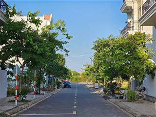 Anh/chị đang tìm bđs đầu tư thì xem ngay vị trí này  lô 100m2 cách sân bay 10p di chuyển