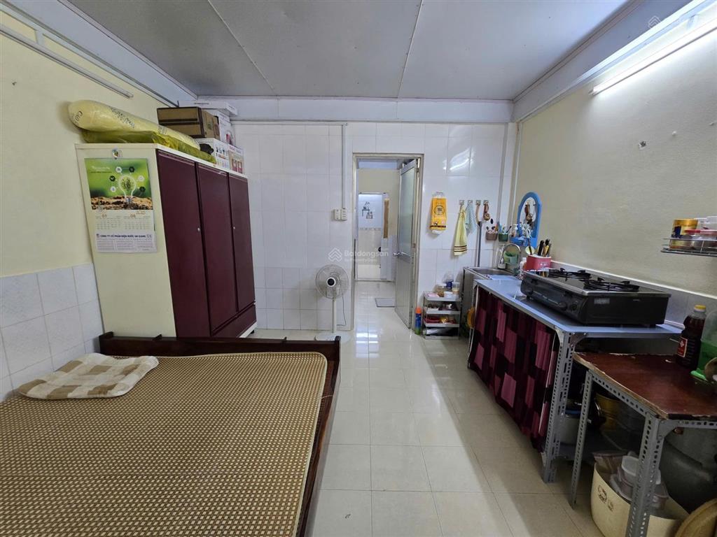 Bán căn hộ chung cư nguyễn thiện thuật lô e, lầu 2 quận 3