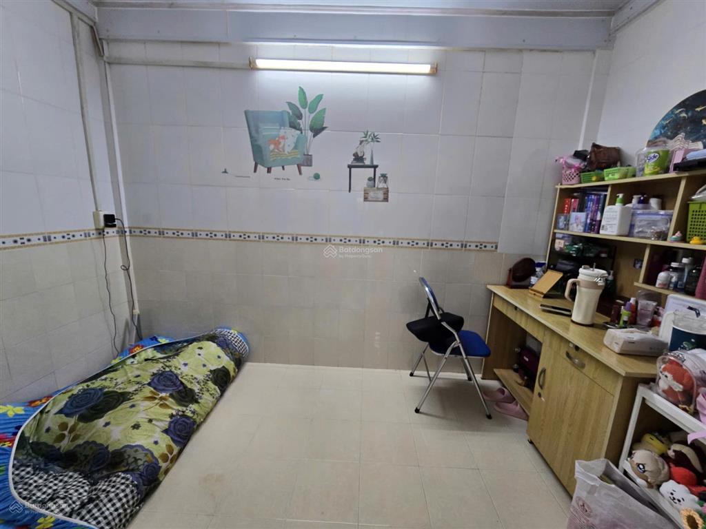 Bán căn hộ chung cư nguyễn thiện thuật lô e, lầu 2 quận 3