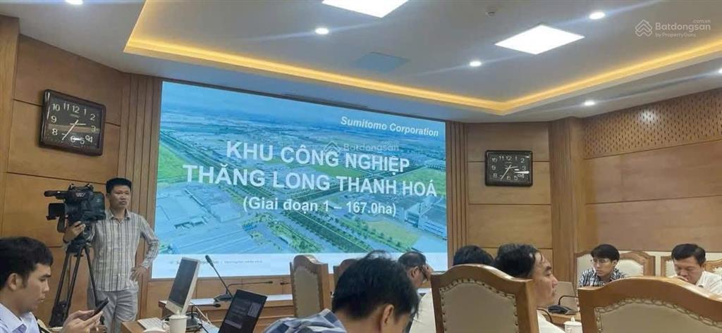 Chính chủ cần bán nhanh lô đất tỉnh lộ trước cửa khu công nghiệp 650ha đông văn